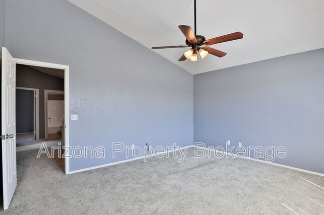 Building Photo - 1653 E Cindy St