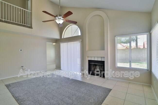 Building Photo - 3622 W Wagoner Rd