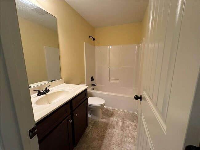 Building Photo - 2640 Tyler Bay Ln