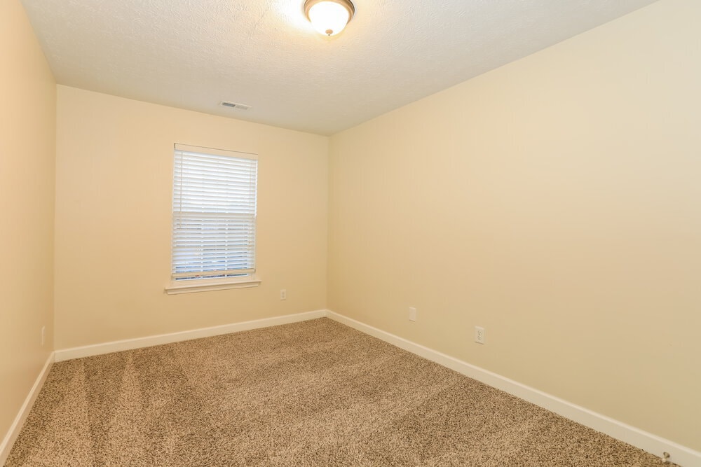 Building Photo - 124 Baker Springs Ln