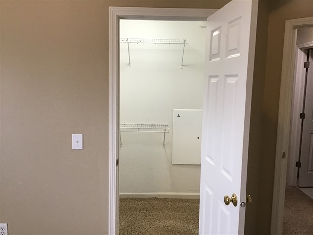 Building Photo - 5837 Columbia Cir