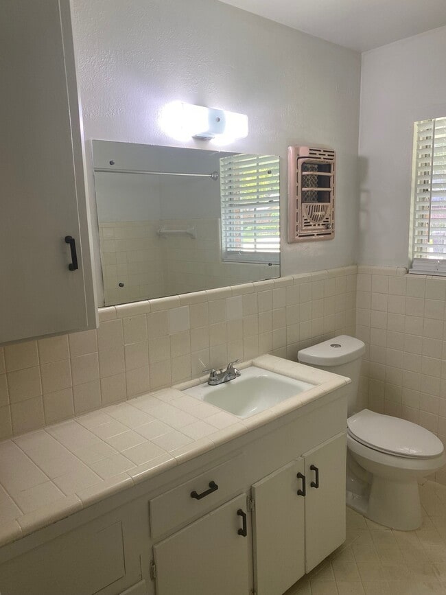 Building Photo - 7143 Triola Ln