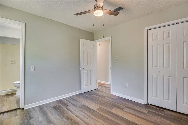 Building Photo - 3648 Alene Cir