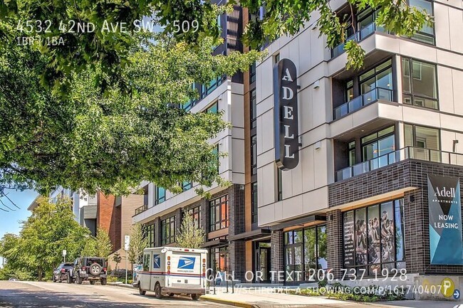 Building Photo - Live in Downtown West Seattle!