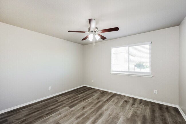 Building Photo - 11603 Poppy Sands