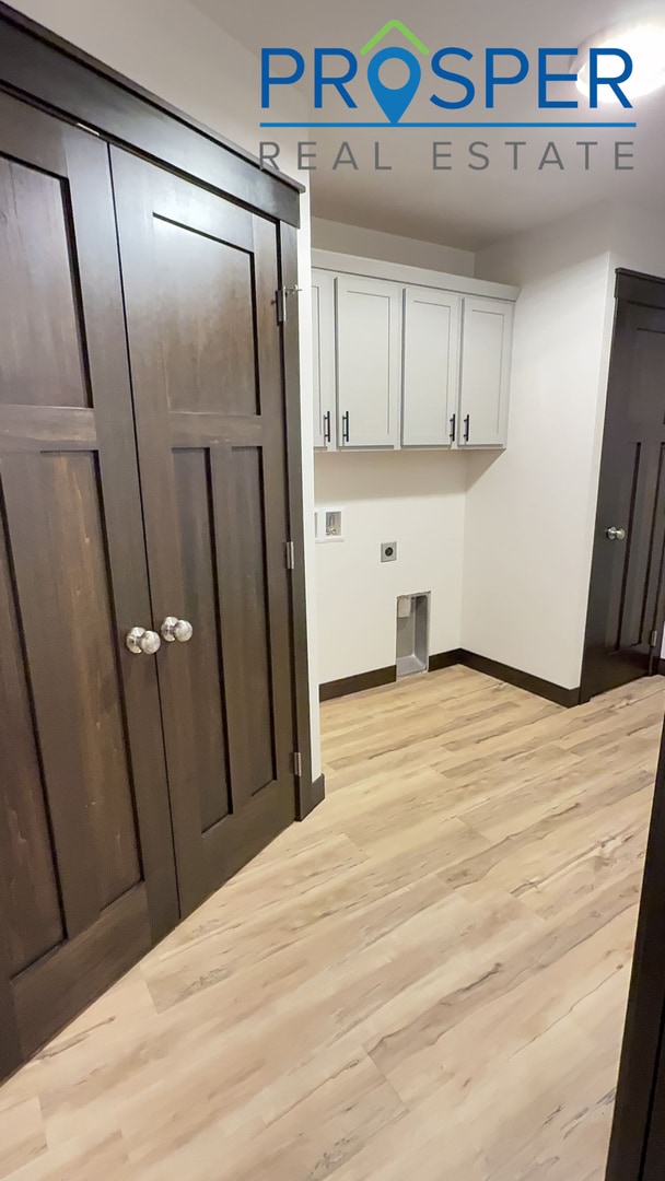 Building Photo - TH335X