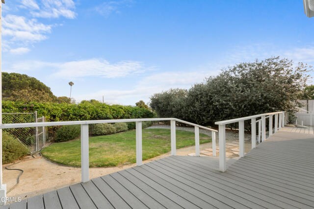 Building Photo - 2102 Buena Vista Dr