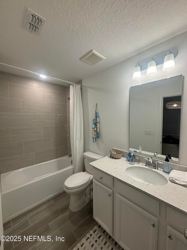 Building Photo - 440 Boracay Cir