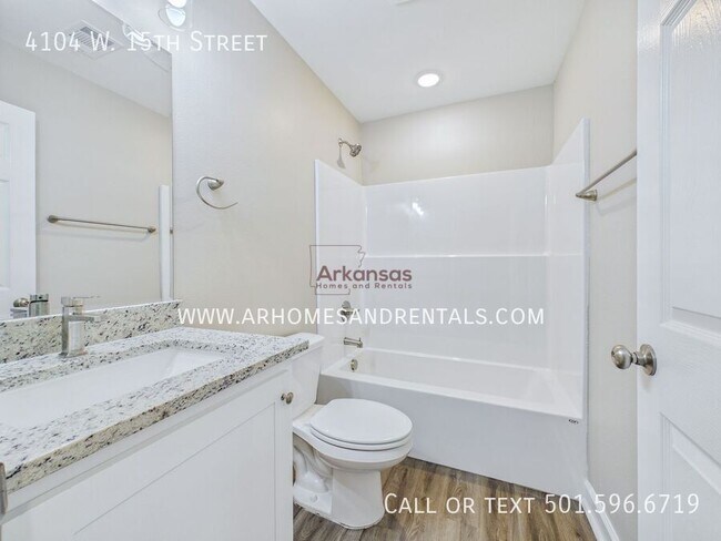 Building Photo - 4104 W 15th St