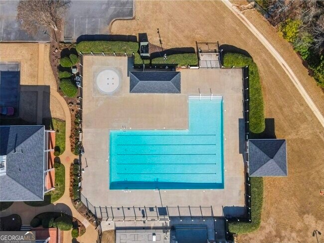 Building Photo - 468 Waterford Dr