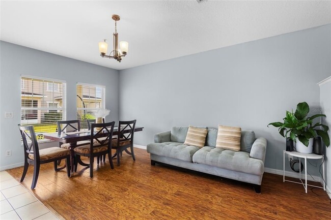 Building Photo - 2075 Cypress Bay Blvd