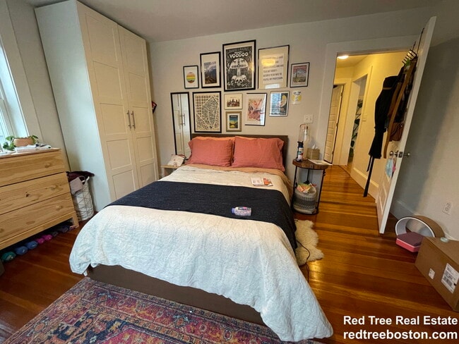 Building Photo - 7 Riverside Pl