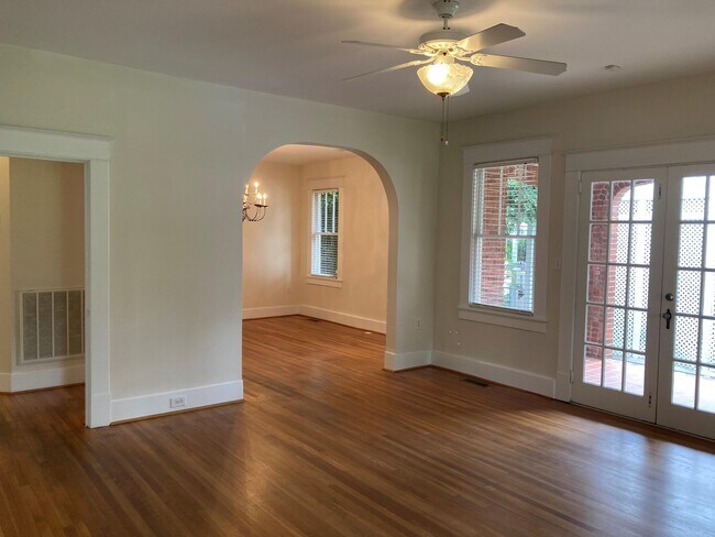 Building Photo - 2809 Lombardy Ct