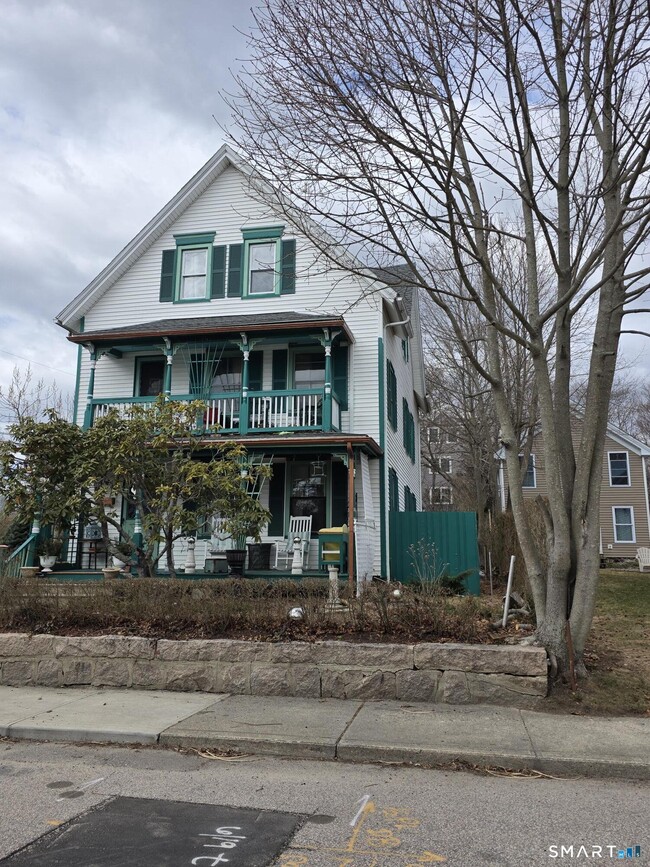 Building Photo - 22 Stillman Ave