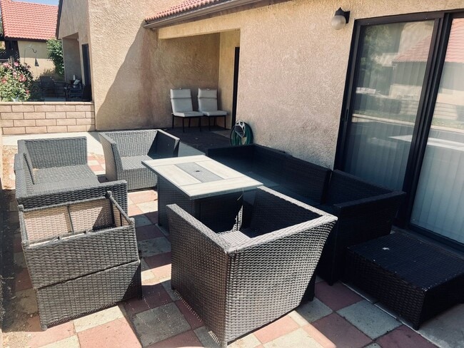 Building Photo - Affordable Comfort in 55+ Guard-Gated Comm...