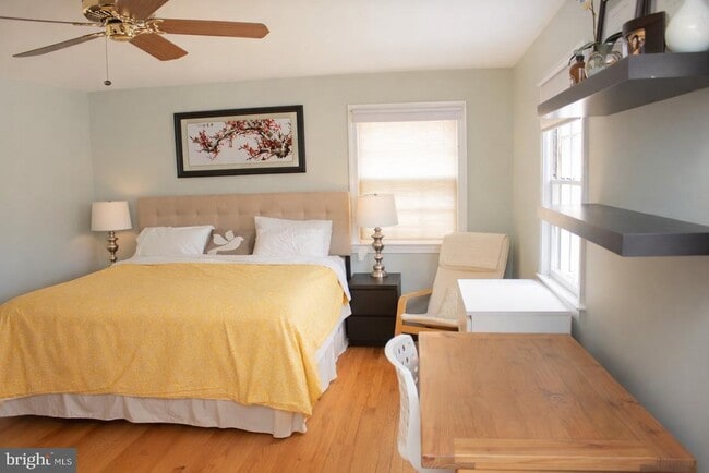 Building Photo - 9510 Warren St