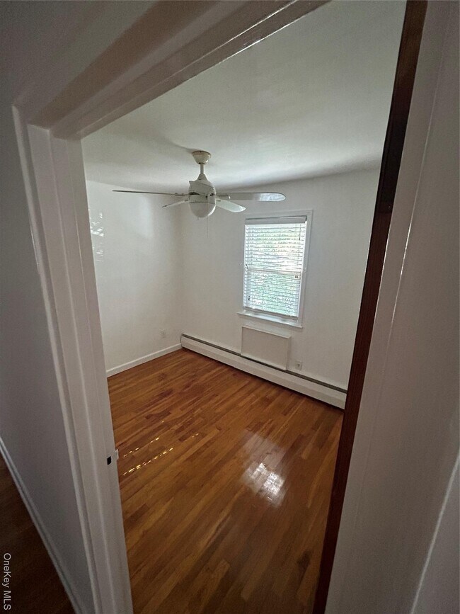 Building Photo - 60-46 69th Pl