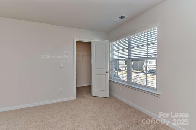 Building Photo - 149 Parker Claire Ln