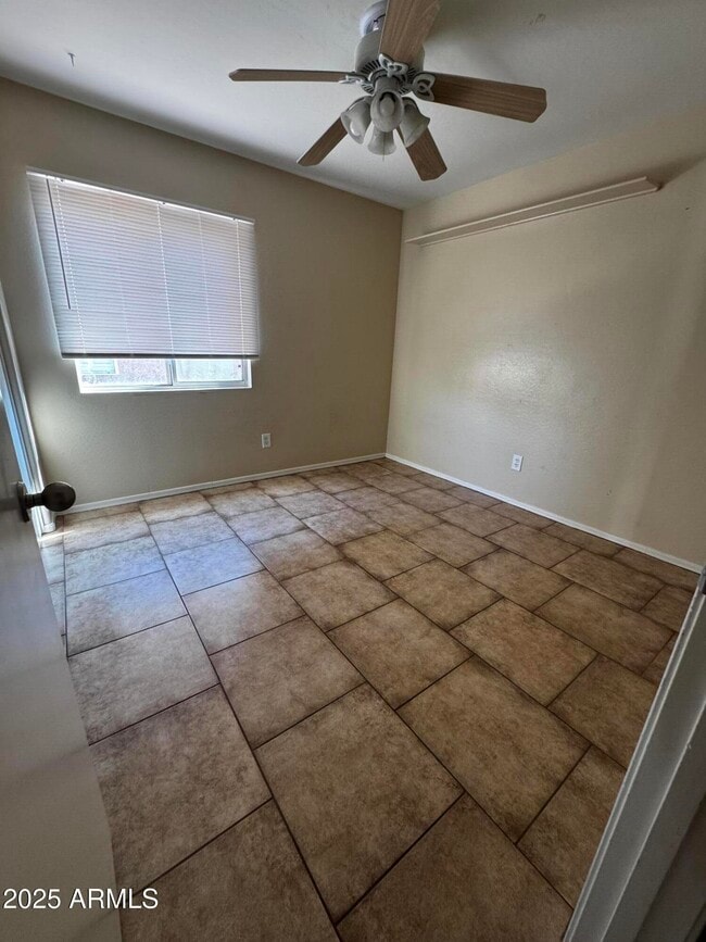 Building Photo - 12817 N El Frio St