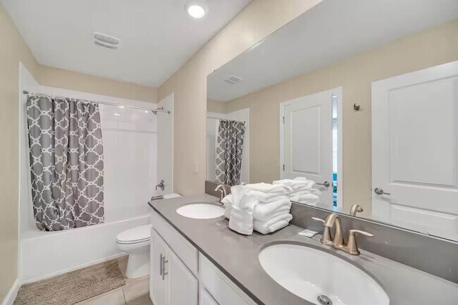 Building Photo - 730 Drop Shot Dr