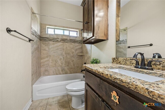 Building Photo - 109 Raven Dr