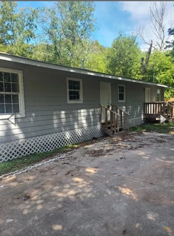 Building Photo - 13703 Segrest Dr