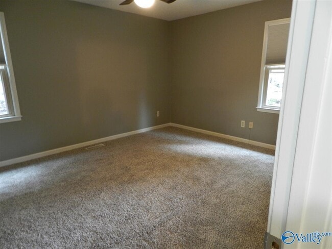 Building Photo - 118 Wingfield Dr