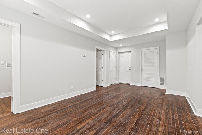 Building Photo - 2282 Belvidere St