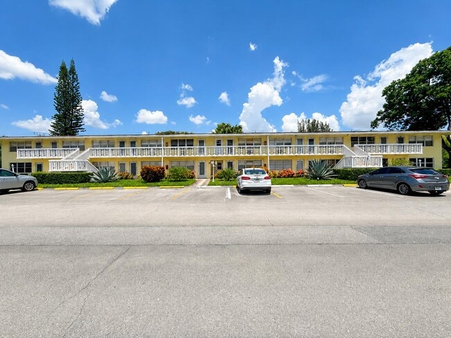 Building Photo - 119 Sussex F
