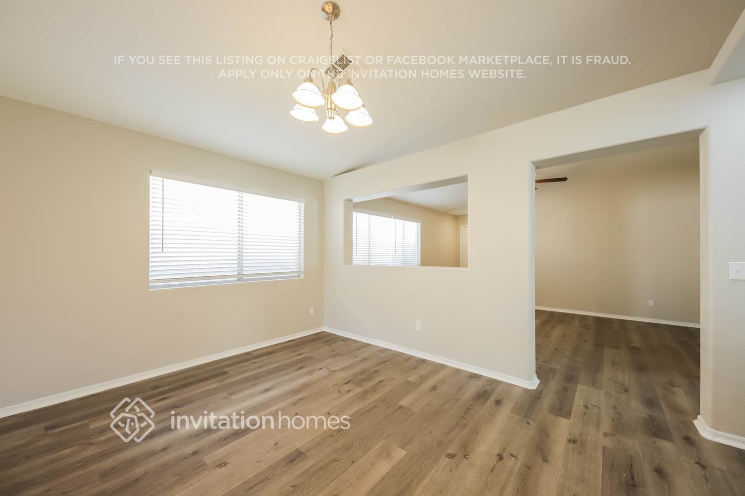 Building Photo - 2834 W Muriel Dr