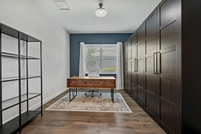 Building Photo - 15934 Whippoorwill Cir