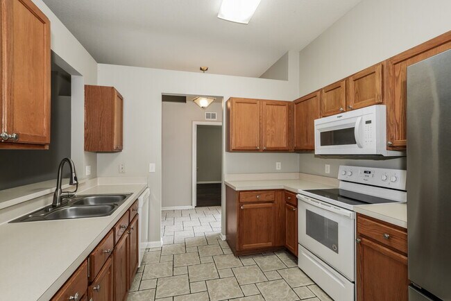 Building Photo - 13116 Early Run Ln