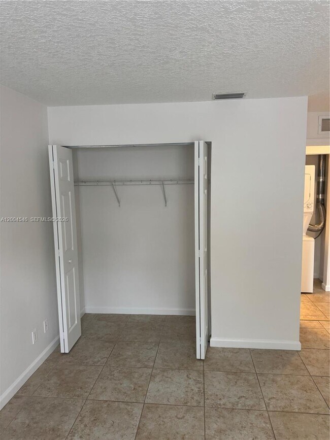 Building Photo - 5040 Sanctuary Way