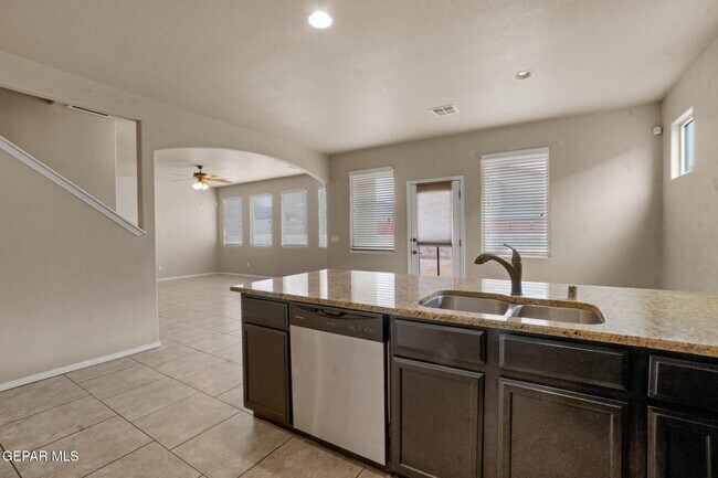Building Photo - 3836 Loma Cristobal