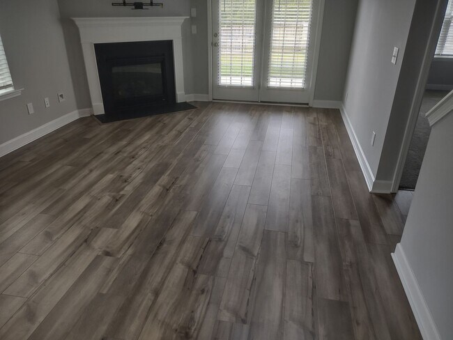 Building Photo - Wonderful Four Bedroom Home Located in the...