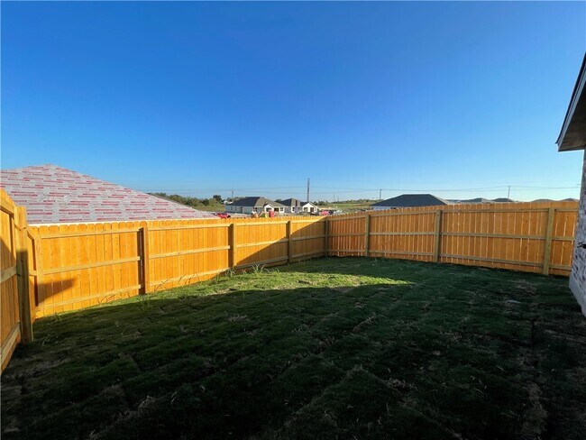 Building Photo - 2404 Duntov Dr