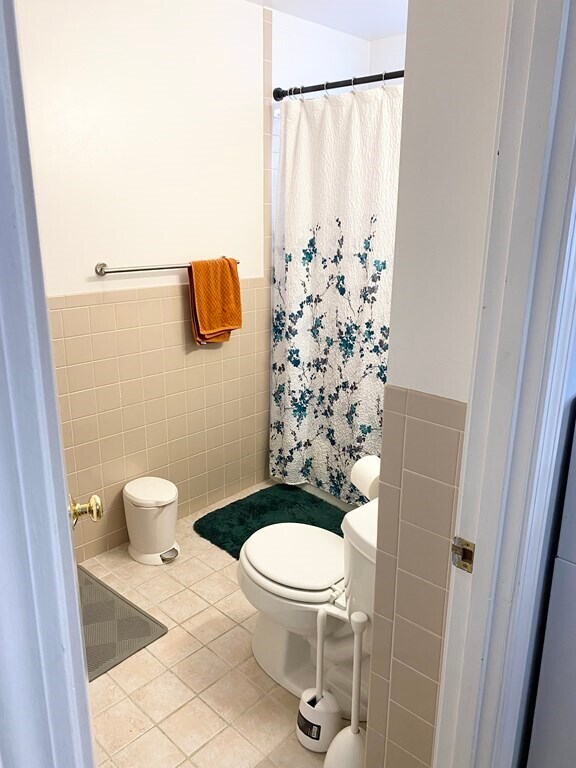 Building Photo - 135 Central St