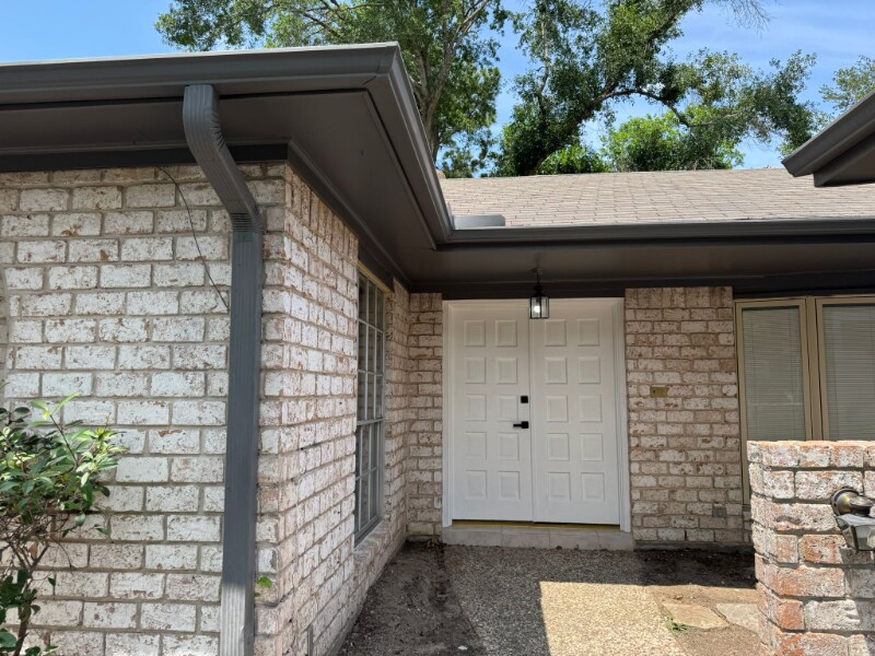 Building Photo - 5926 Par 4 Dr