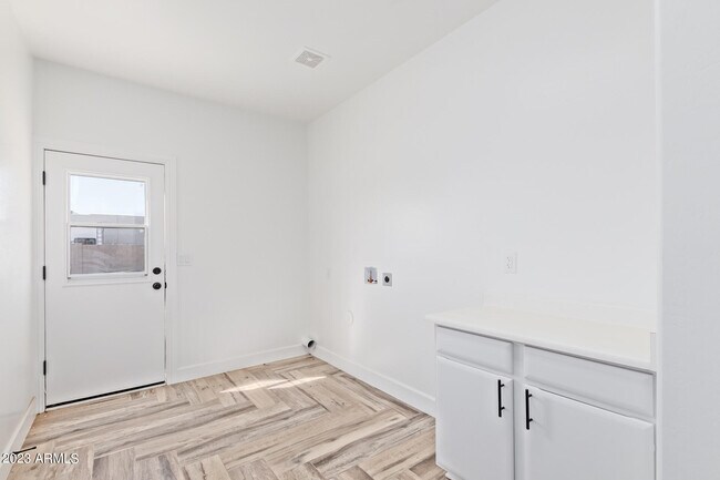 Building Photo - 24431 W Horned Owl Trail