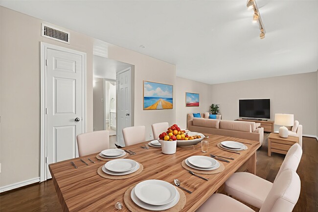 Building Photo - 2020 Huldy St