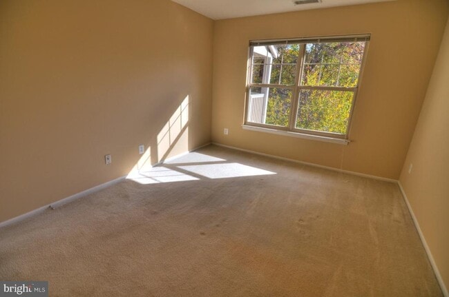 Building Photo - 1793 Jonathan Way