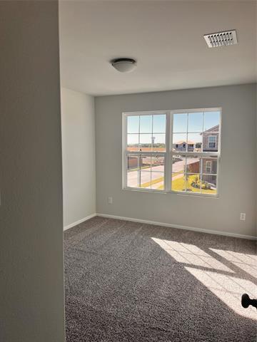 Building Photo - 900 Portina Dr