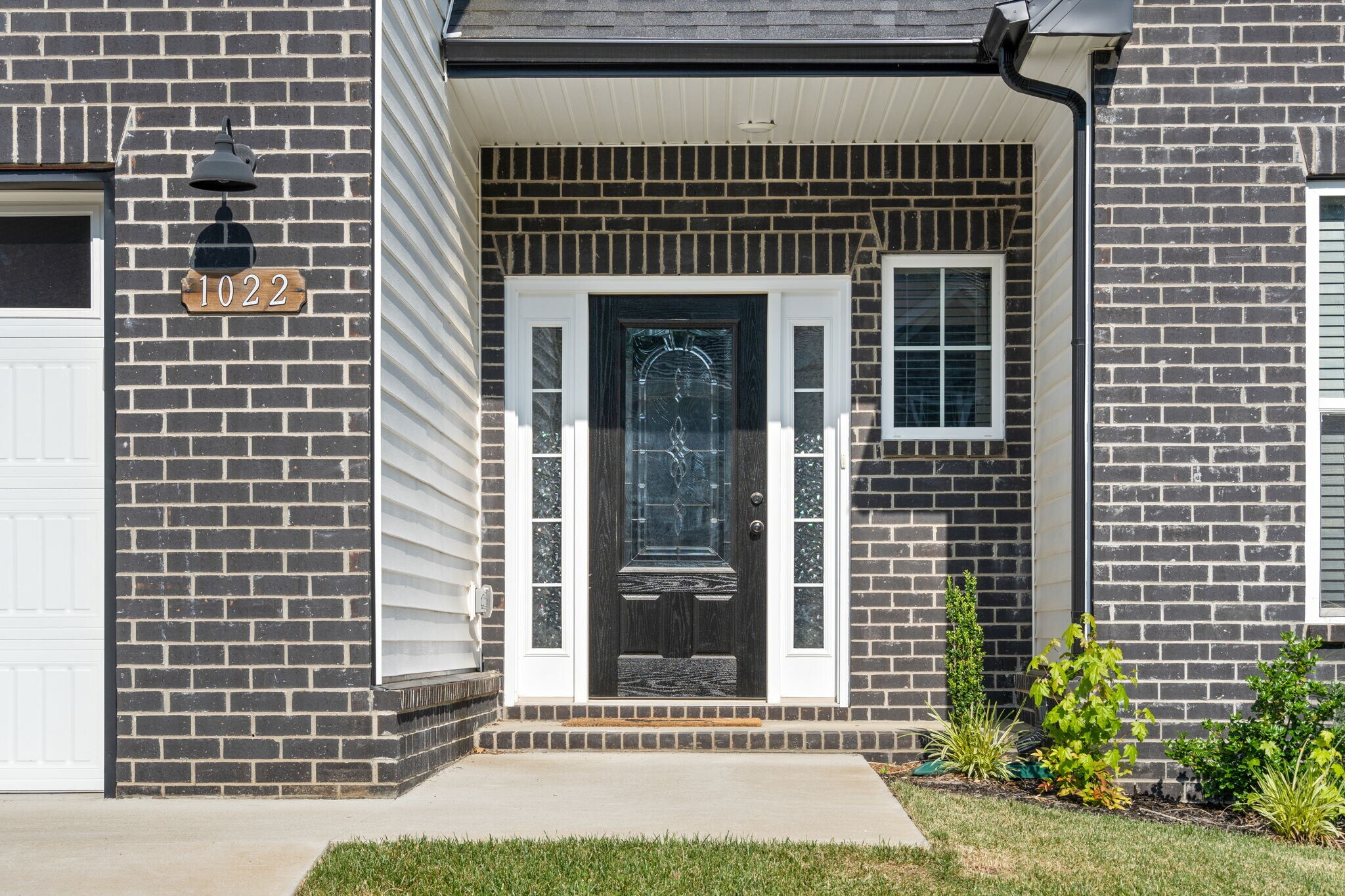 Building Photo - 1022 Brightwood Ct