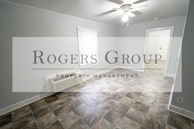 Building Photo - 502 Hilliard St