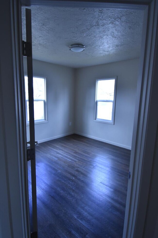 Building Photo - 2515 Wiard St