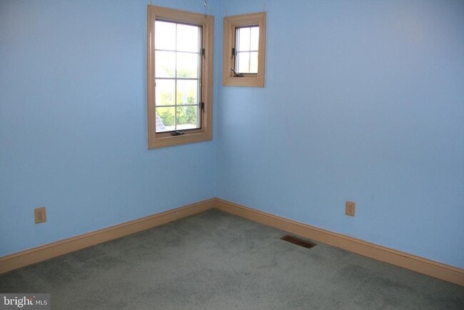 Building Photo - 88 Highpoint Dr