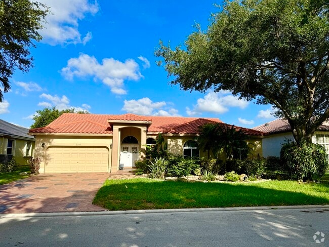 Building Photo - 5316 NW 57th Way