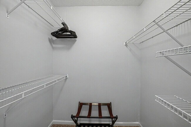 Building Photo - 38 Rio Grande Cir
