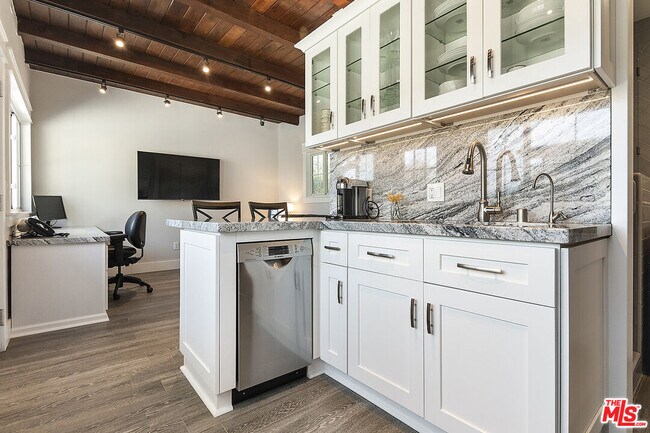 Building Photo - 3908 Las Flores Canyon Rd