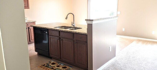 Building Photo - 1006 Collington Dr